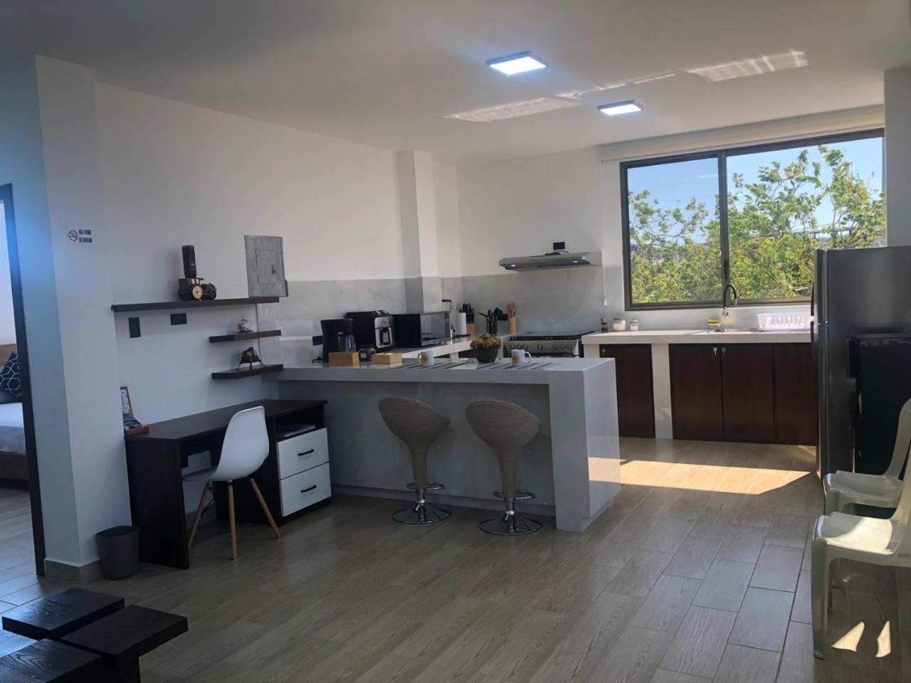 Suites En El Paraiso San Cristobal Galapagos بويرتو بكويريزو مورينو المظهر الخارجي الصورة
